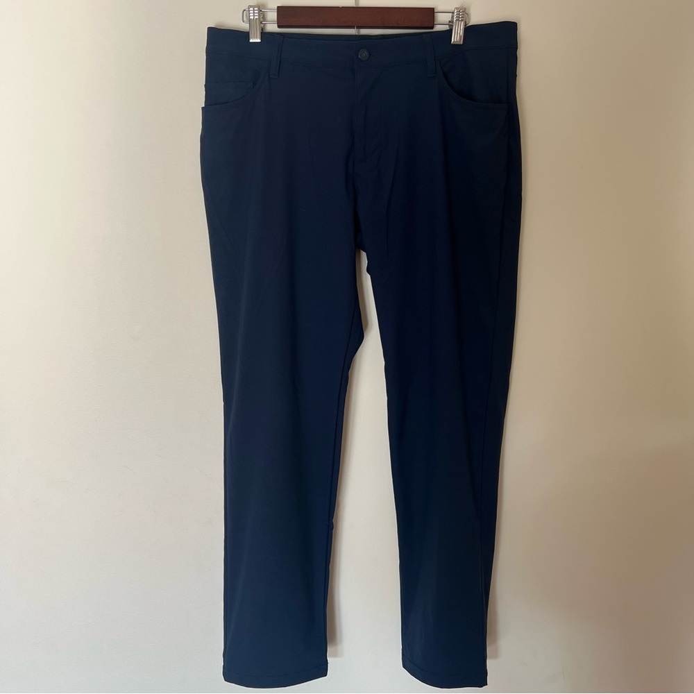 Adidas Men’s Golf Performance Lightweight Navy Pants Size 34x30